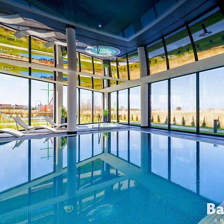 Apartamenty Balticon Westin House -Luksusowy 70M2 , Basen Pool, Sauna, Parking Inklusive Kołobrzeg Exteriör bild