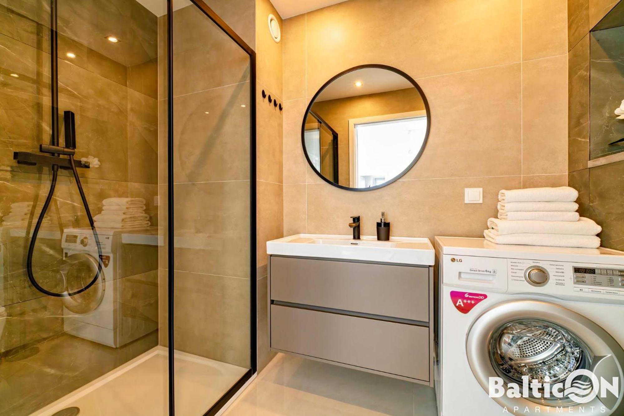 Apartamenty Balticon Westin House -Luksusowy 70M2 , Basen Pool, Sauna, Parking Inklusive Kołobrzeg Exteriör bild