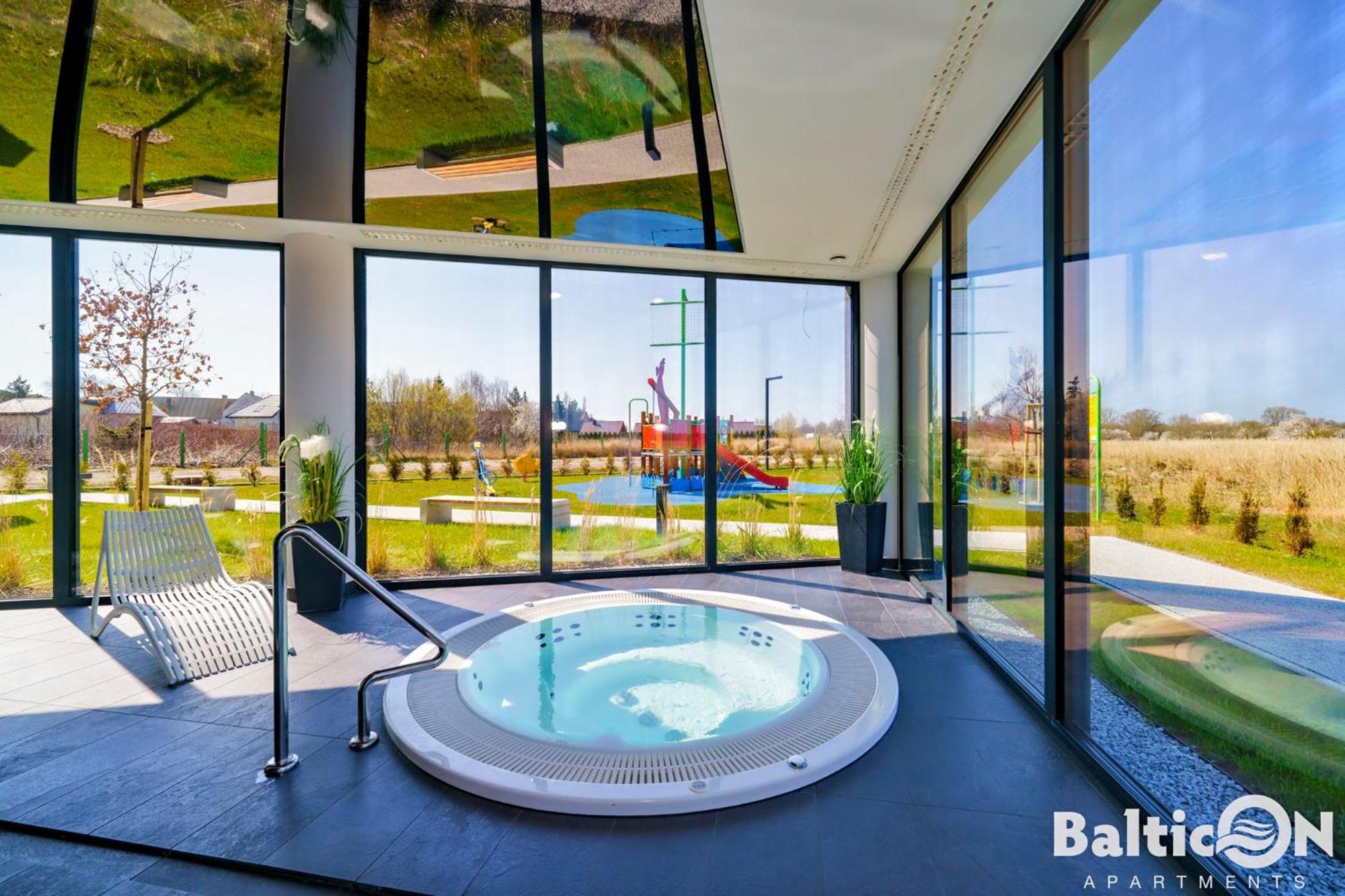 Apartamenty Balticon Westin House -Luksusowy 70M2 , Basen Pool, Sauna, Parking Inklusive Kołobrzeg Exteriör bild
